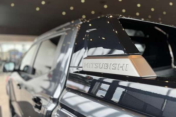 2025 Mitsubishi Triton GSR MV 4X4