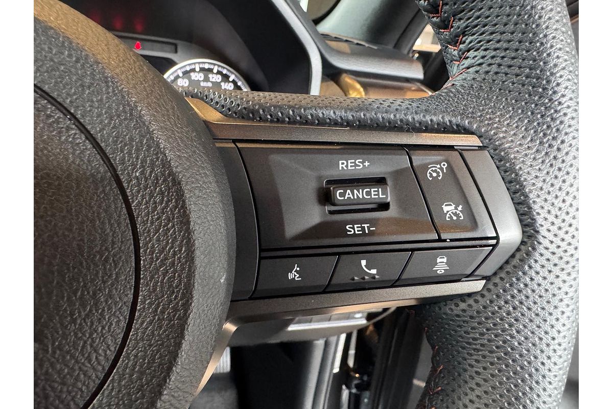 2025 Mitsubishi Triton GSR MV 4X4