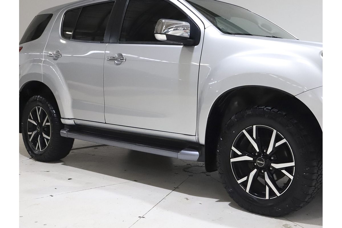 2021 Isuzu MU-X LS-U