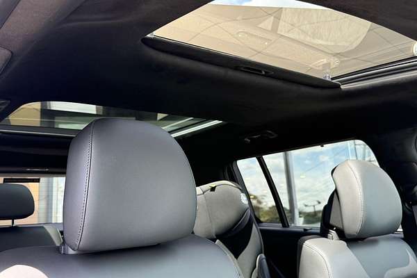 2025 Hyundai Santa Fe Hybrid Calligraphy MX5.V1