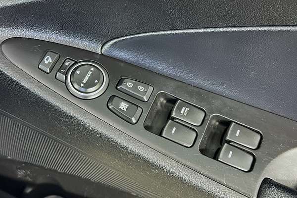 2012 Hyundai i45 Active YF