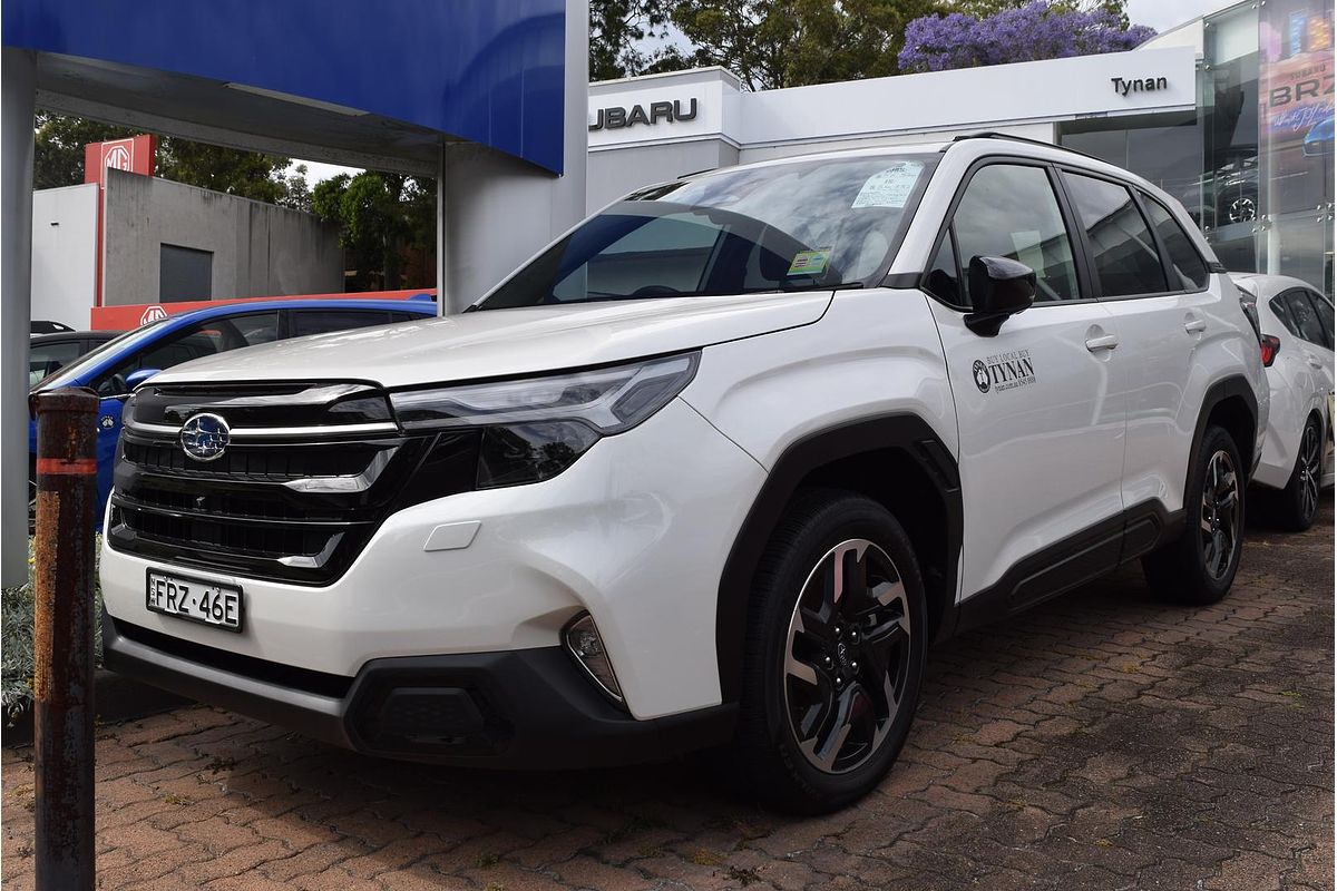 2025 Subaru Forester Touring S6