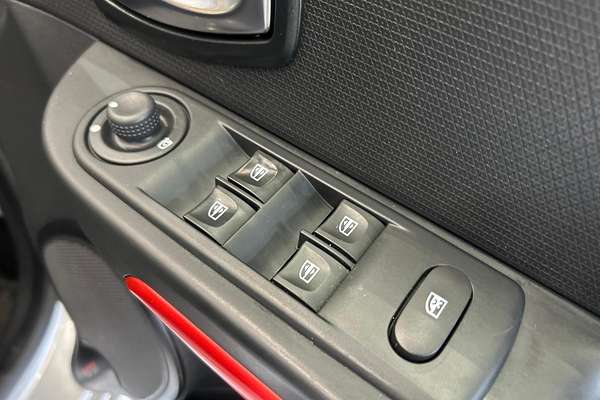 2016 Renault Clio R.S. 200 Cup IV B98