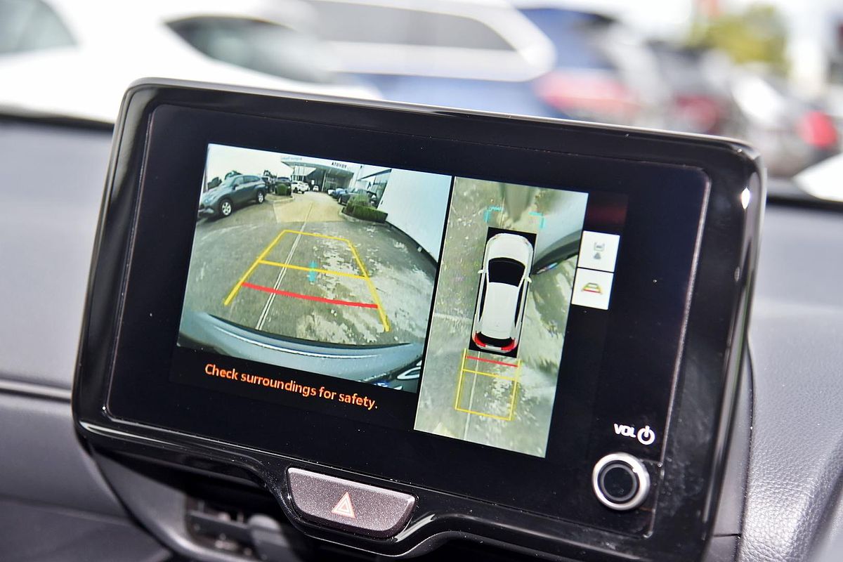 2025 Toyota Yaris Cross GXL MXPJ10R