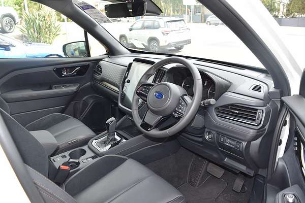 2025 Subaru Forester Touring S6