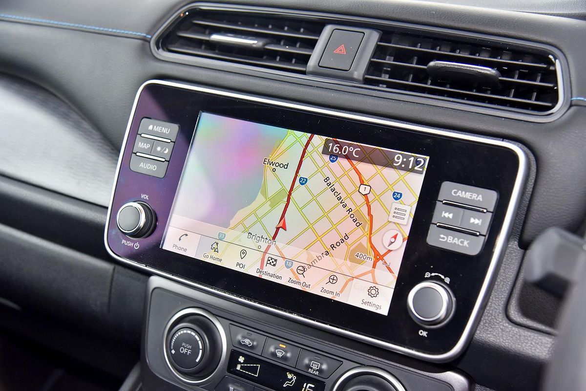 2020 Nissan LEAF ZE1