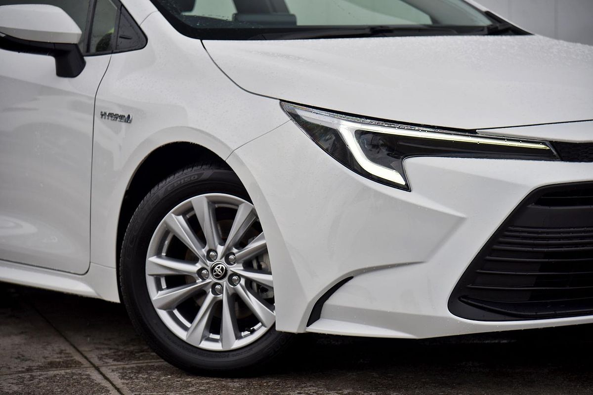 2024 Toyota Corolla Ascent Sport Hybrid ZWE219R