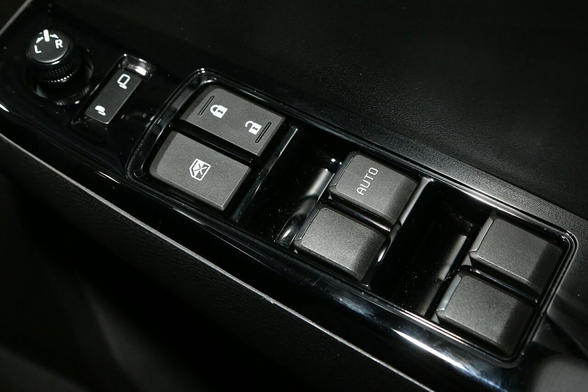 2024 Isuzu D-MAX X-TERRAIN 4X4