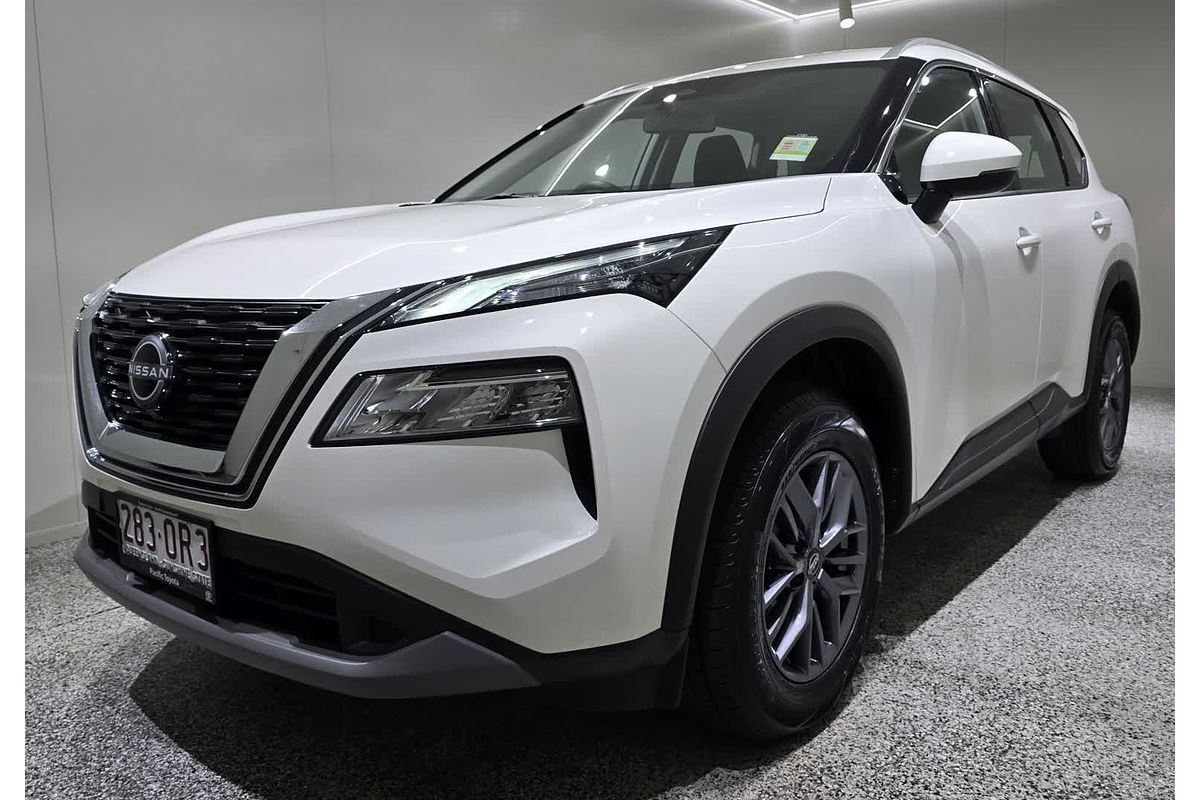 2024 Nissan X-TRAIL ST T33