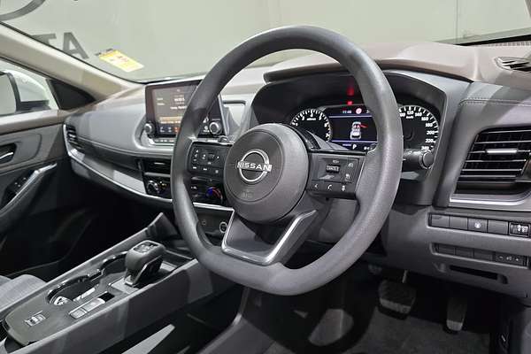 2024 Nissan X-TRAIL ST T33