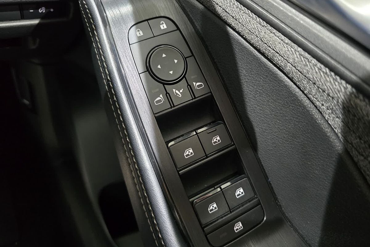 2024 Nissan X-TRAIL ST T33