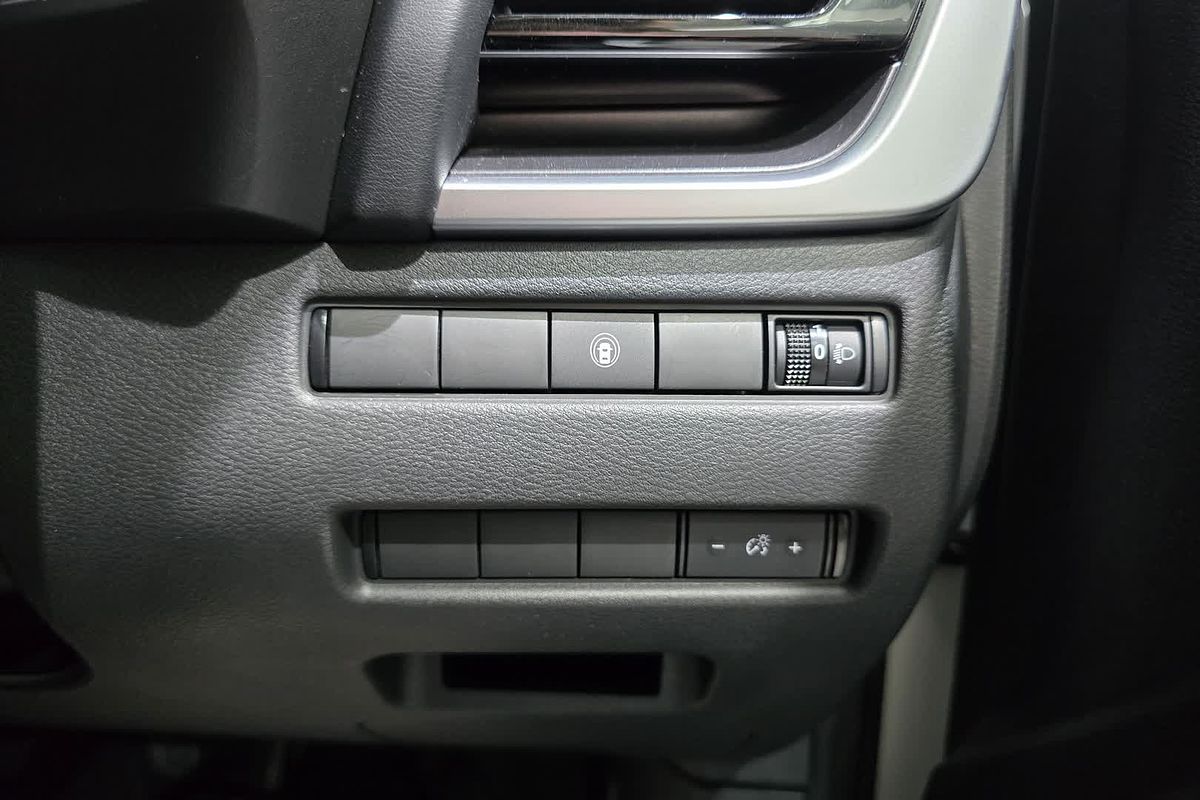 2024 Nissan X-TRAIL ST T33