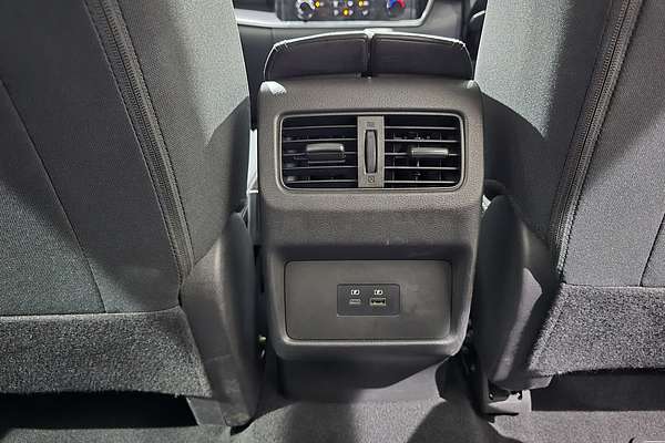 2024 Nissan X-TRAIL ST T33