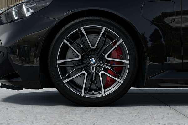 2025 BMW M5  G90