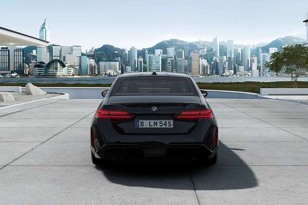 2025 BMW M5  G90