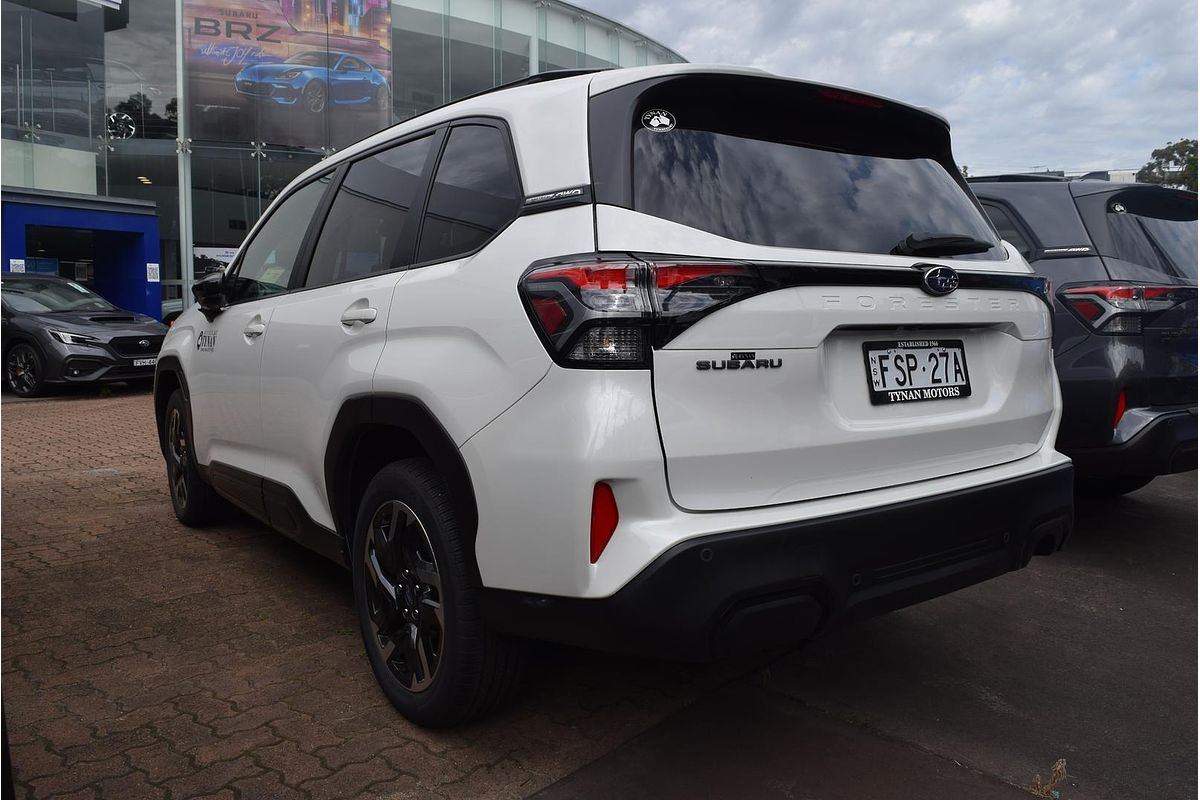 2025 Subaru Forester Touring S6