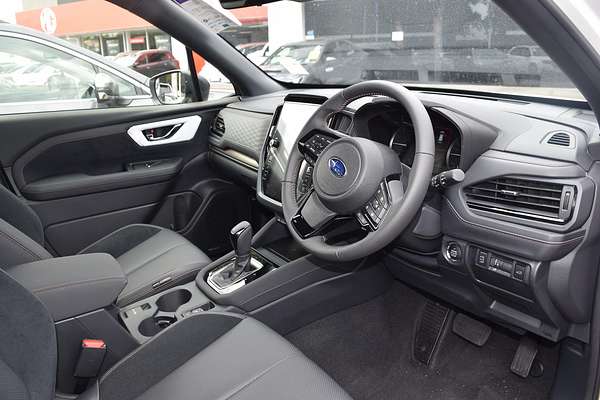 2025 Subaru Forester Touring S6