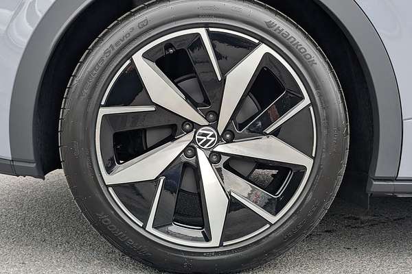 2025 Volkswagen ID.4 GTX E2