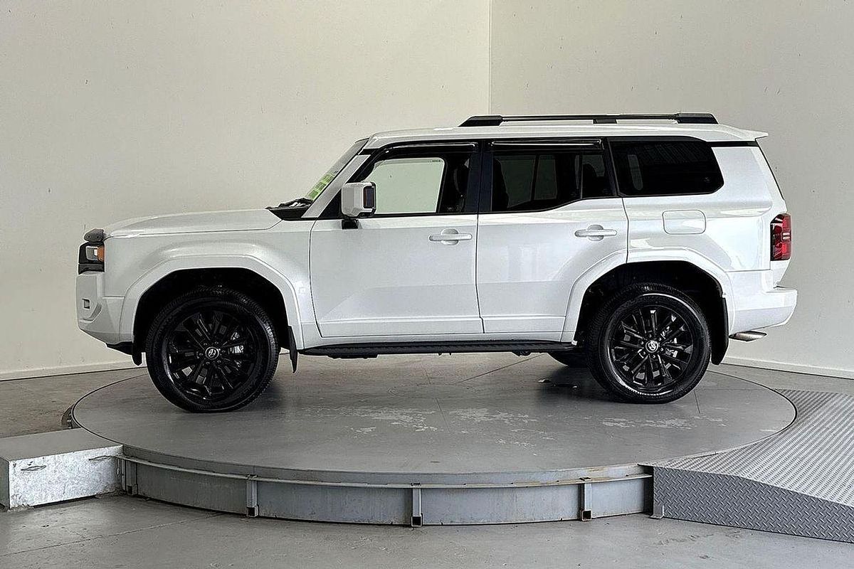 2025 Toyota Landcruiser Prado VX GDJ251R