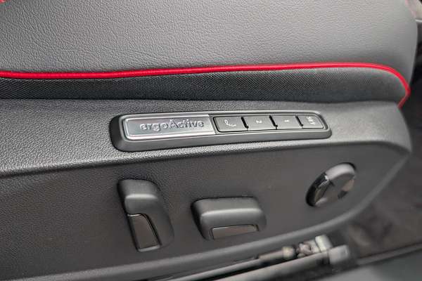 2025 Volkswagen ID.4 GTX E2