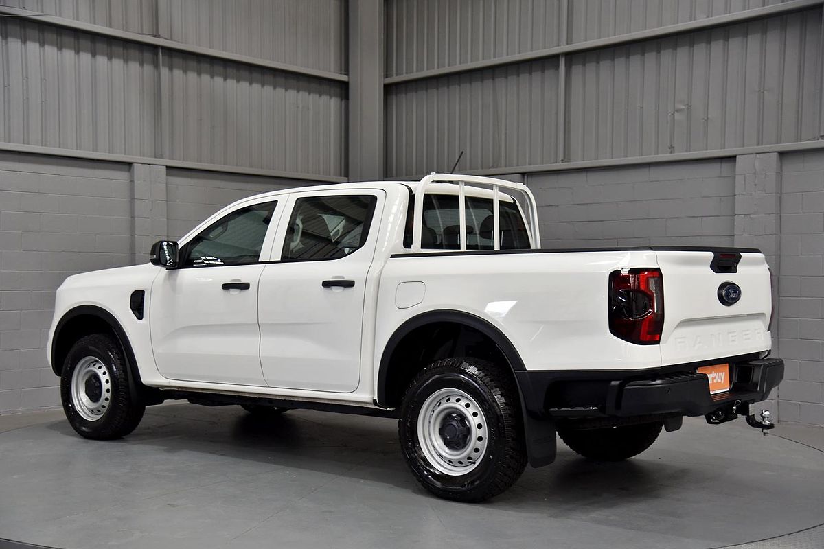 2025 Ford Ranger XL 4X4 2.0L