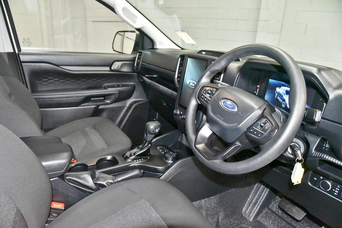 2025 Ford Ranger XL 4X4 2.0L