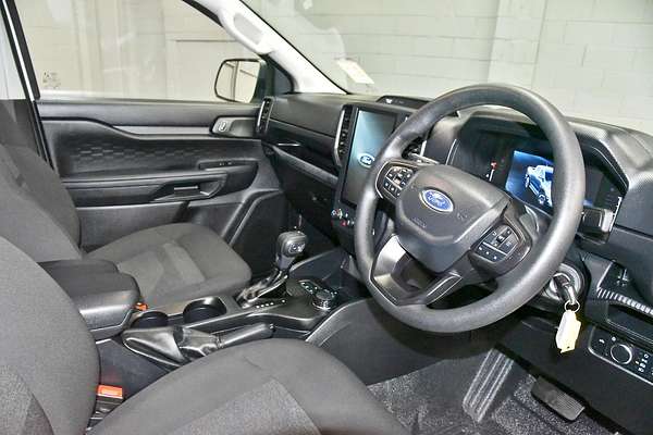 2025 Ford Ranger XL 4X4 2.0L