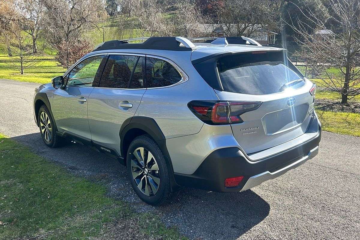 2025 Subaru Outback AWD Touring XT 6GEN