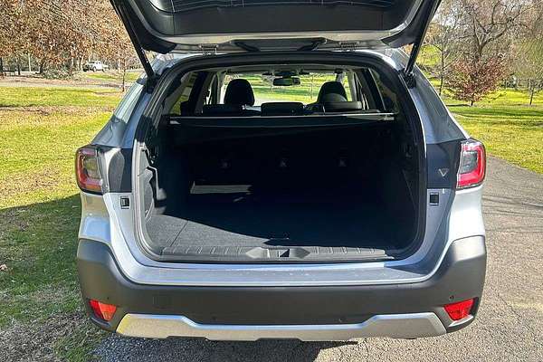 2025 Subaru Outback AWD Touring XT 6GEN