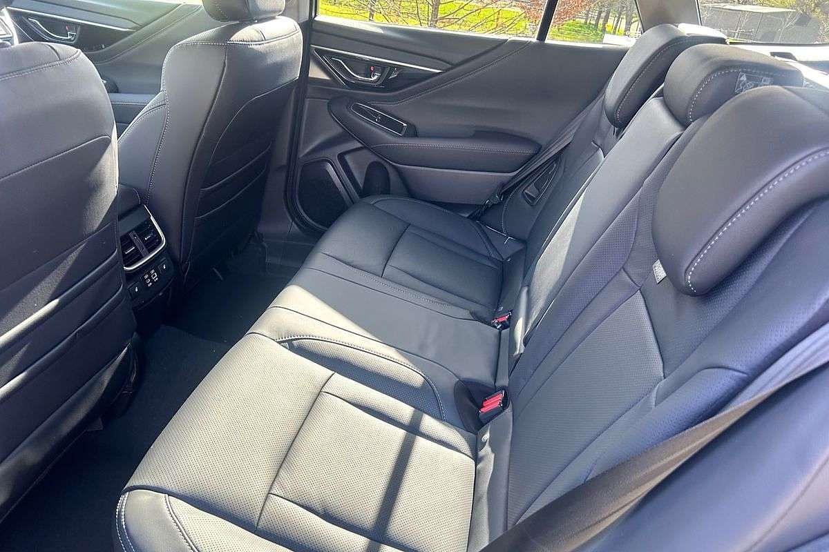 2025 Subaru Outback AWD Touring XT 6GEN