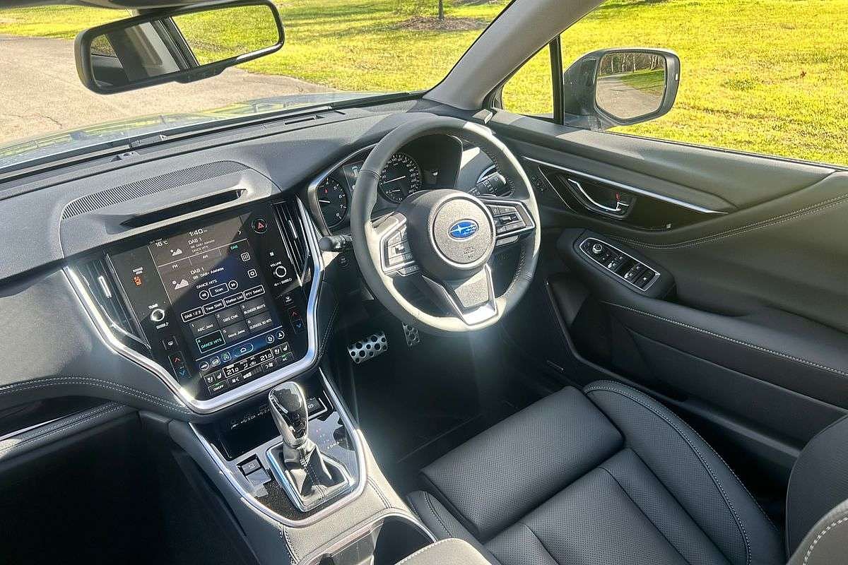 2025 Subaru Outback AWD Touring XT 6GEN