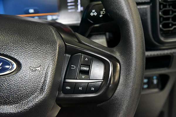 2025 Ford Ranger XL 4X4 2.0L