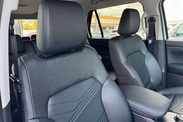 2025 Ford Everest Trend 2.0L