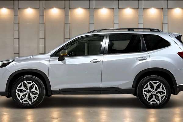 2023 Subaru Forester 2.5i S5