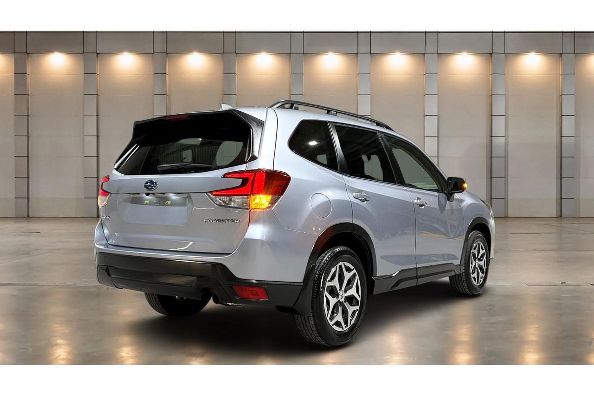 2023 Subaru Forester 2.5i S5