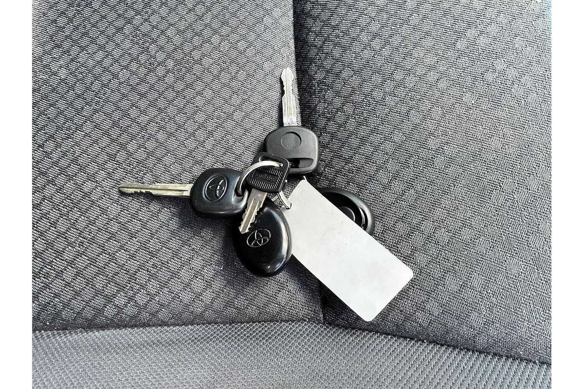 2005 Toyota Corolla Ascent ZZE122R