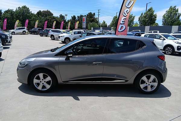 2015 Renault Clio Expression IV B98