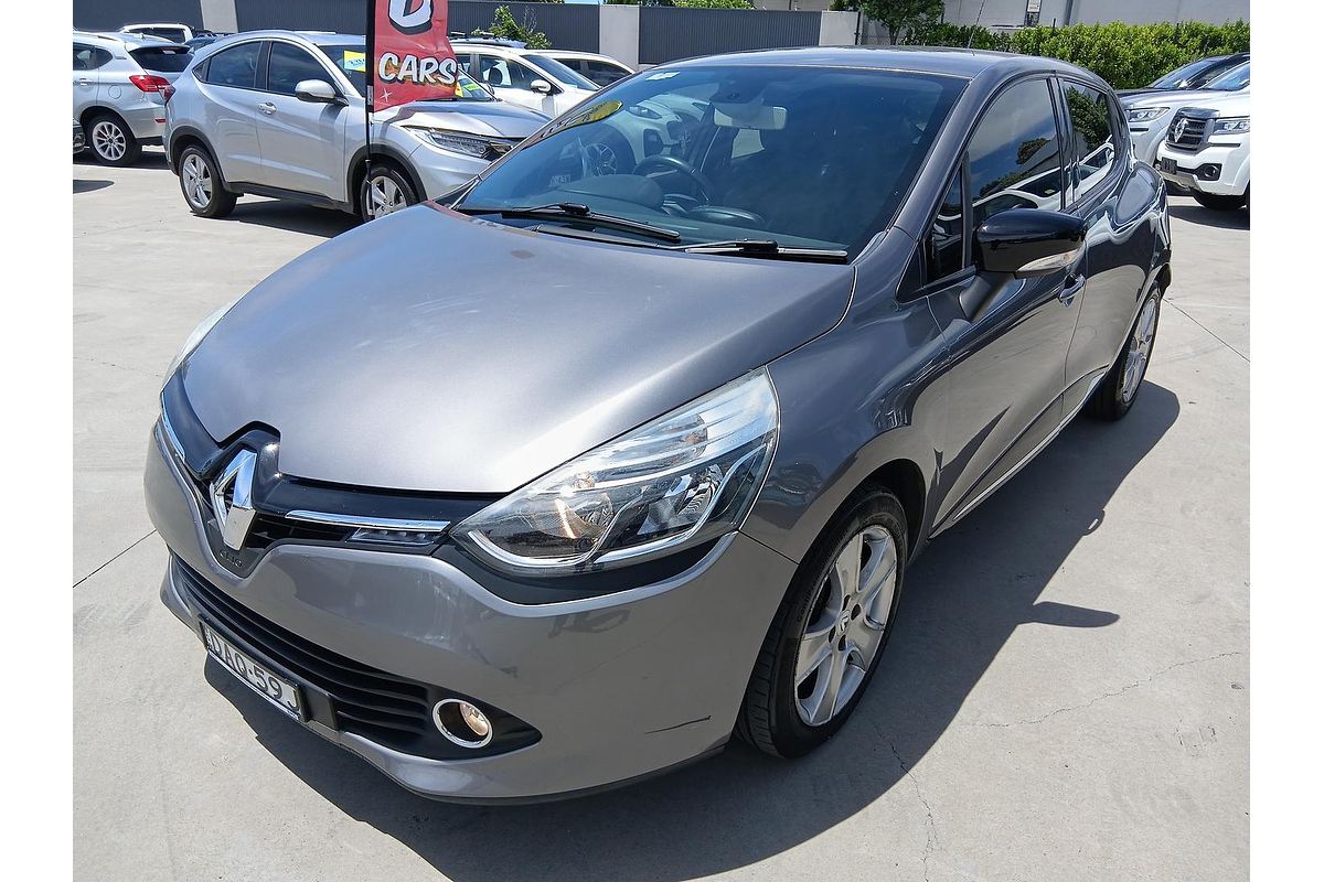 2015 Renault Clio Expression IV B98