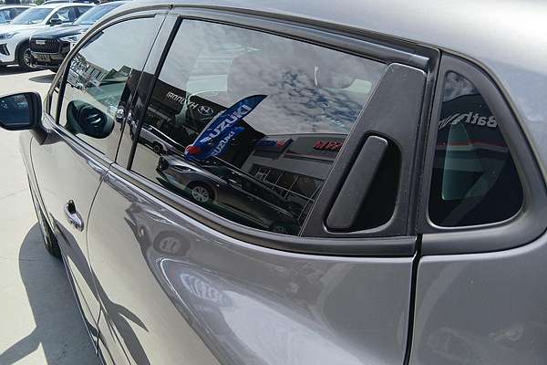 2015 Renault Clio Expression IV B98