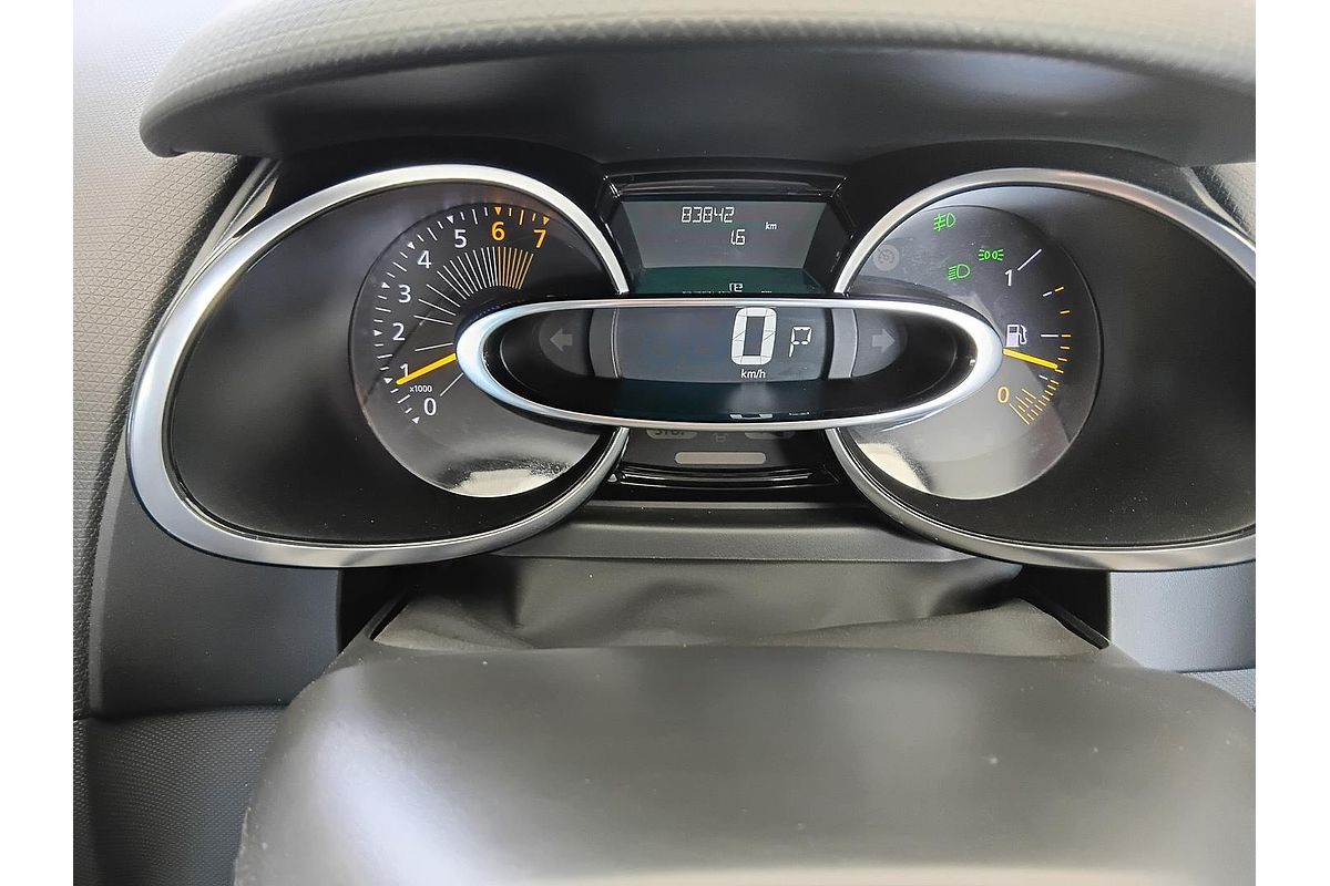 2015 Renault Clio Expression IV B98