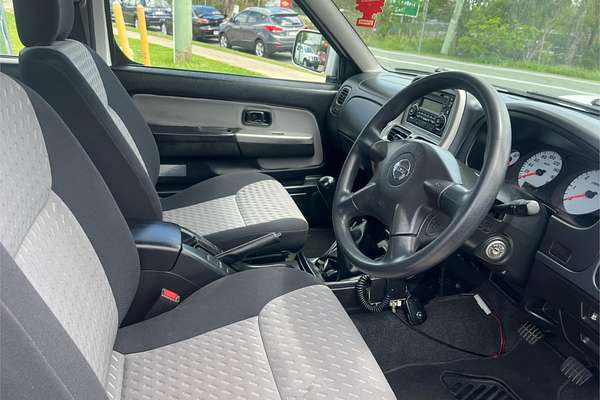 2013 Nissan Navara ST-R D22 4X4