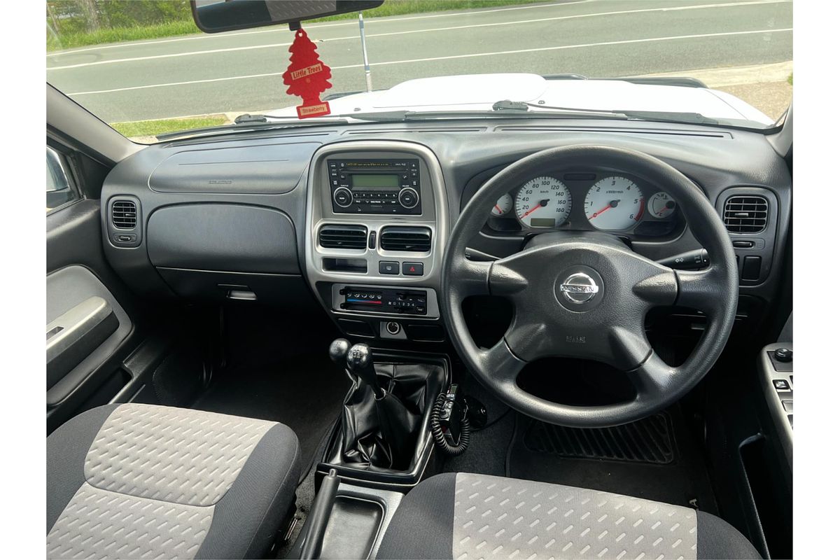 2013 Nissan Navara ST-R D22 4X4