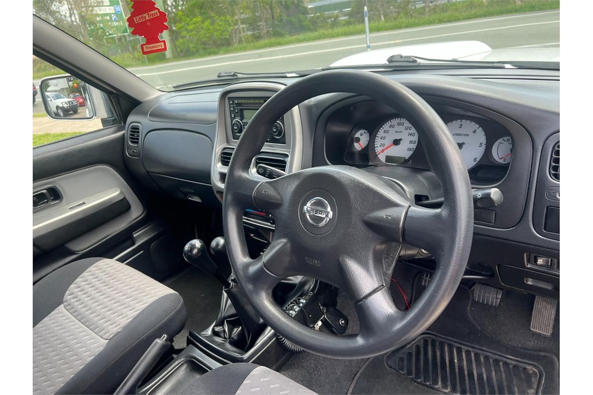 2013 Nissan Navara ST-R D22 4X4