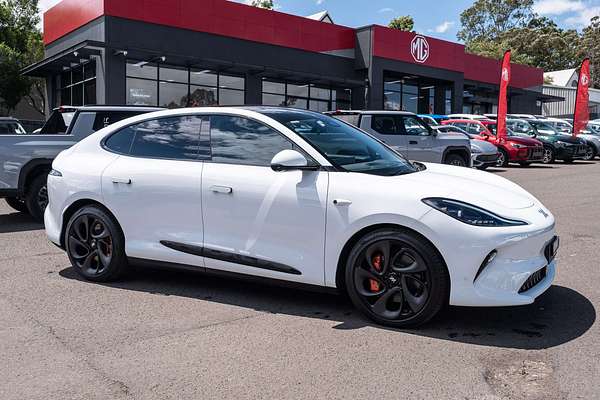 2025 MG IM6 Performance S12L