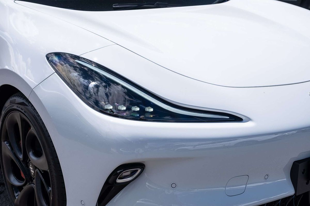 2025 MG IM6 Performance S12L