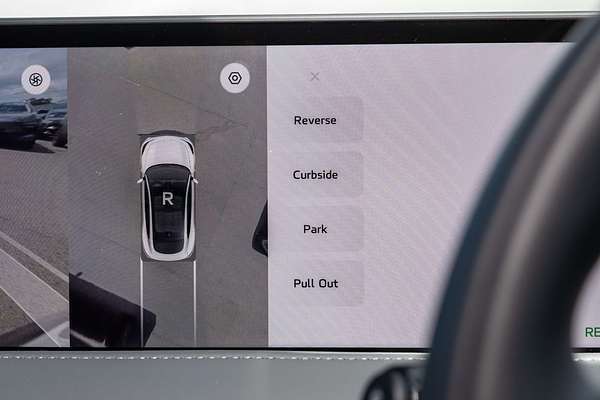 2025 MG IM6 Performance S12L