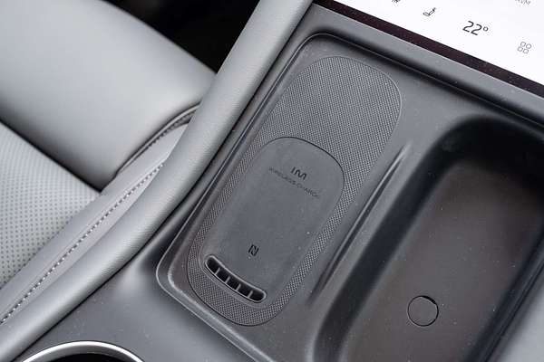 2025 MG IM6 Performance S12L