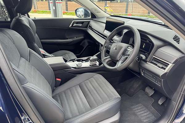 2025 Mitsubishi Outlander Aspire ZM