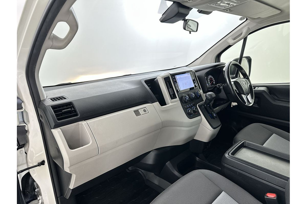 2021 Toyota Hiace Commuter GDH322R ELWB High Roof