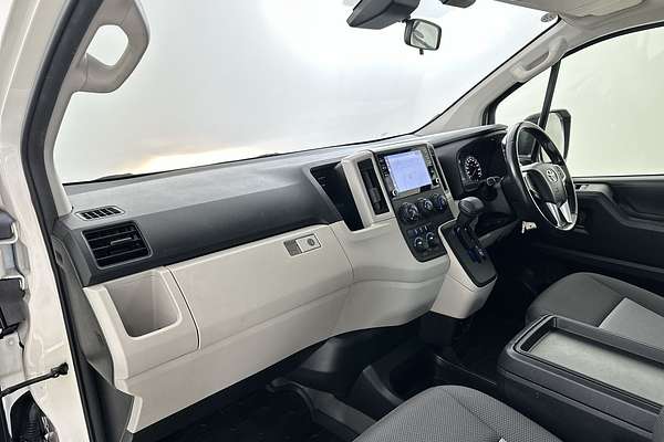 2021 Toyota Hiace Commuter GDH322R ELWB High Roof